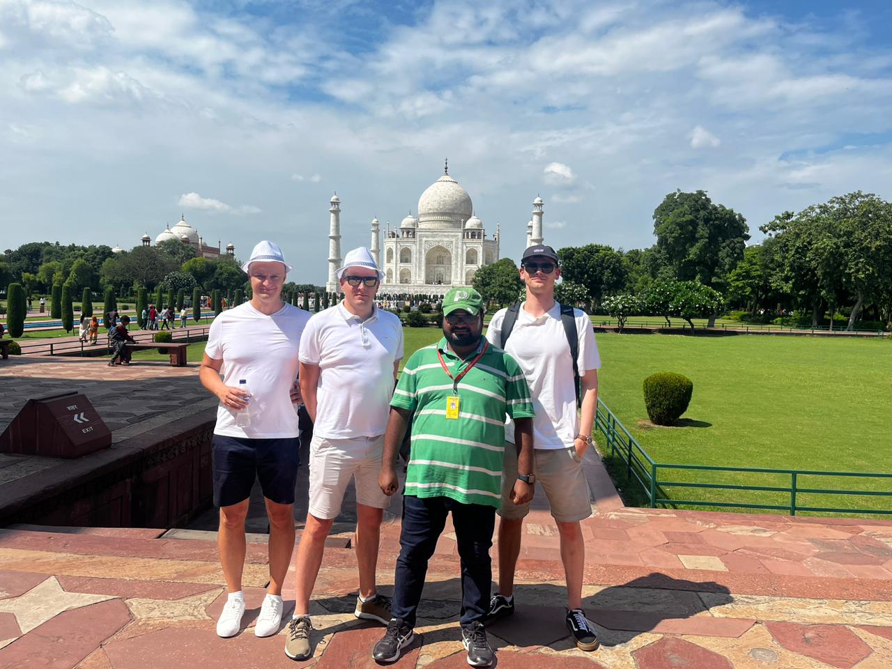 From Delhi :- Agra Overnight Tour By Car