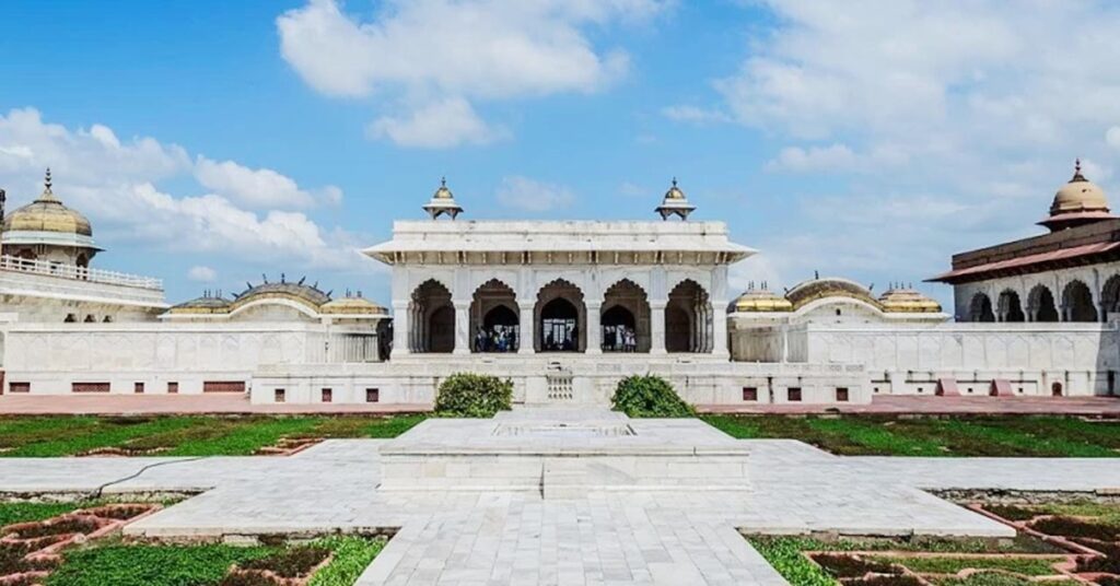 Khas Mahal's Architectural Beauty
